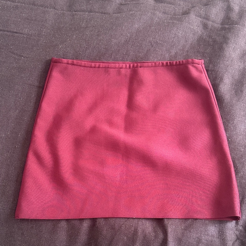 Burgundy two piece set - Picture 3 of 3
